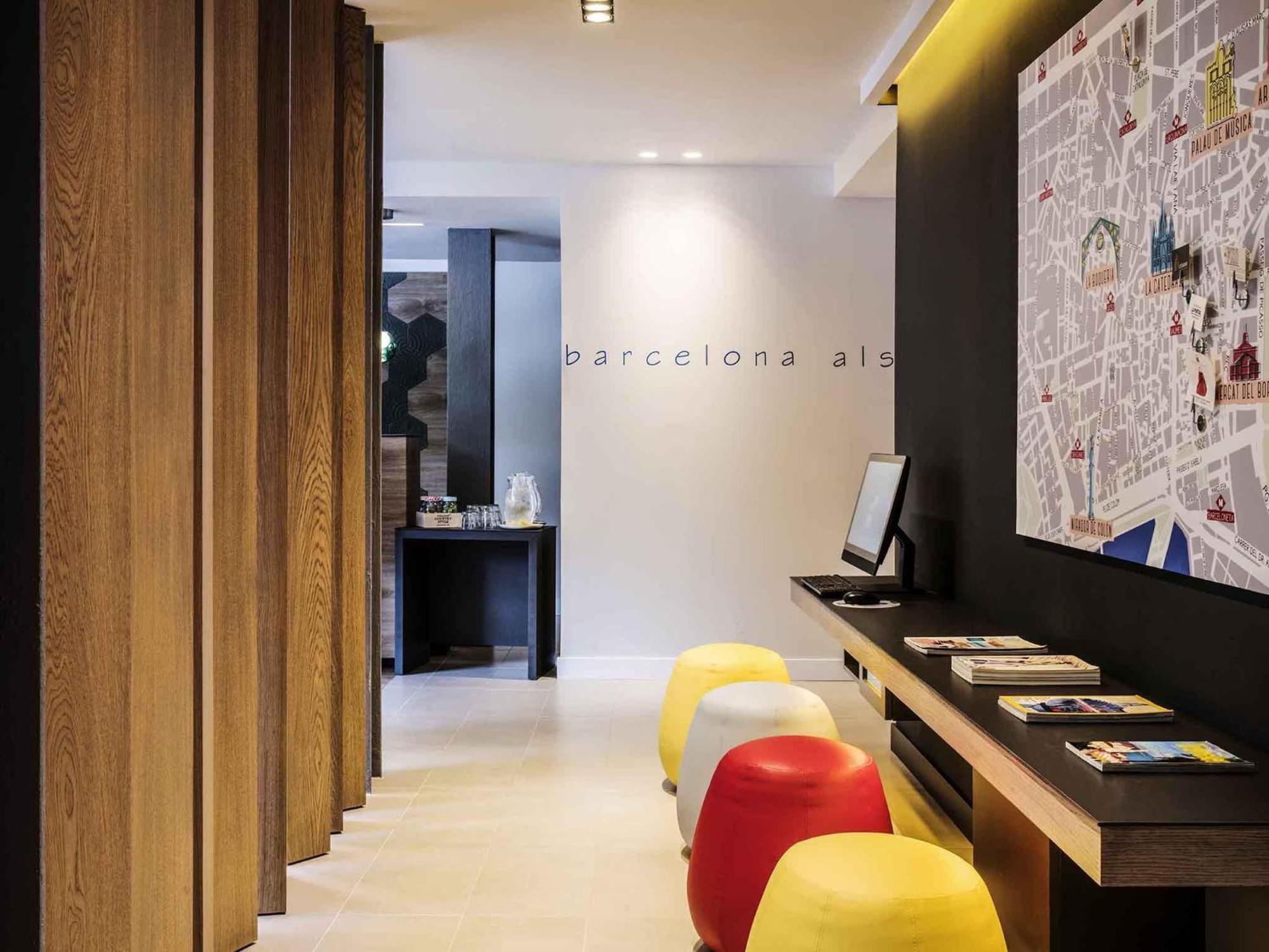 Ibis Styles Barcelona Centre — Fotos 3